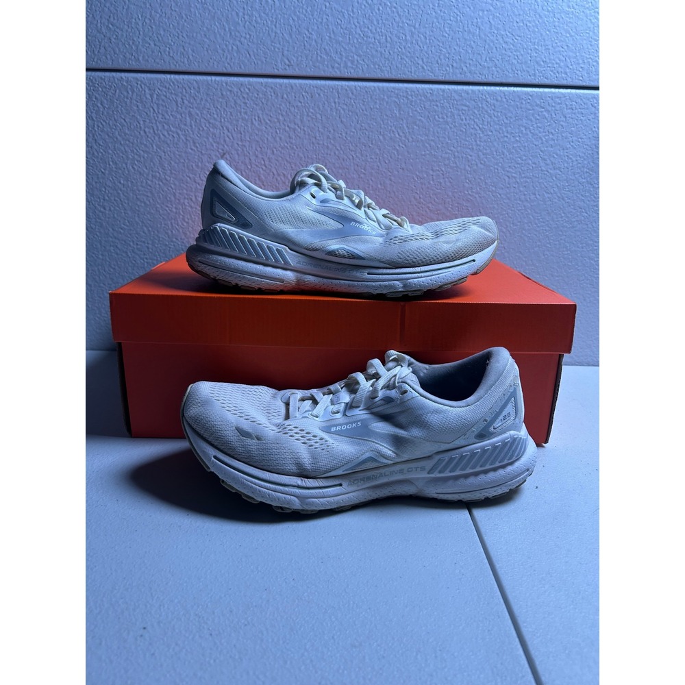 Brooks Adrenaline GTS 23 White Silver Women 9 #2930